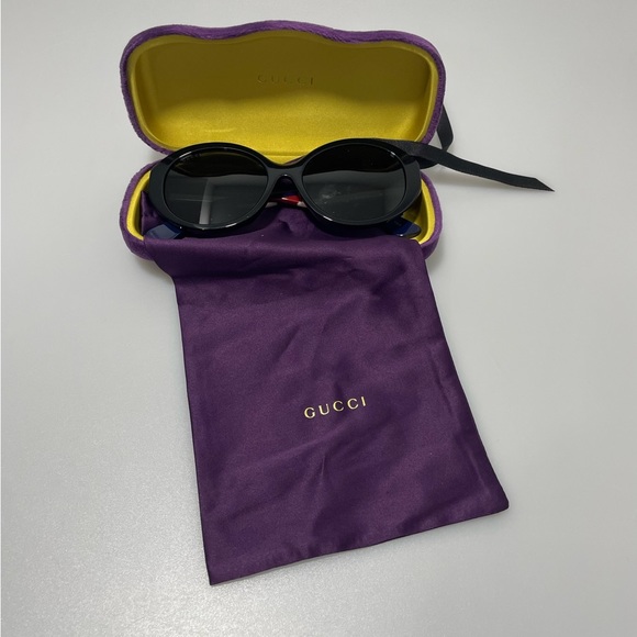 Gucci Oval Ladies Sunglasses GG0279SA 001 57MM Black - Picture 1 of 9